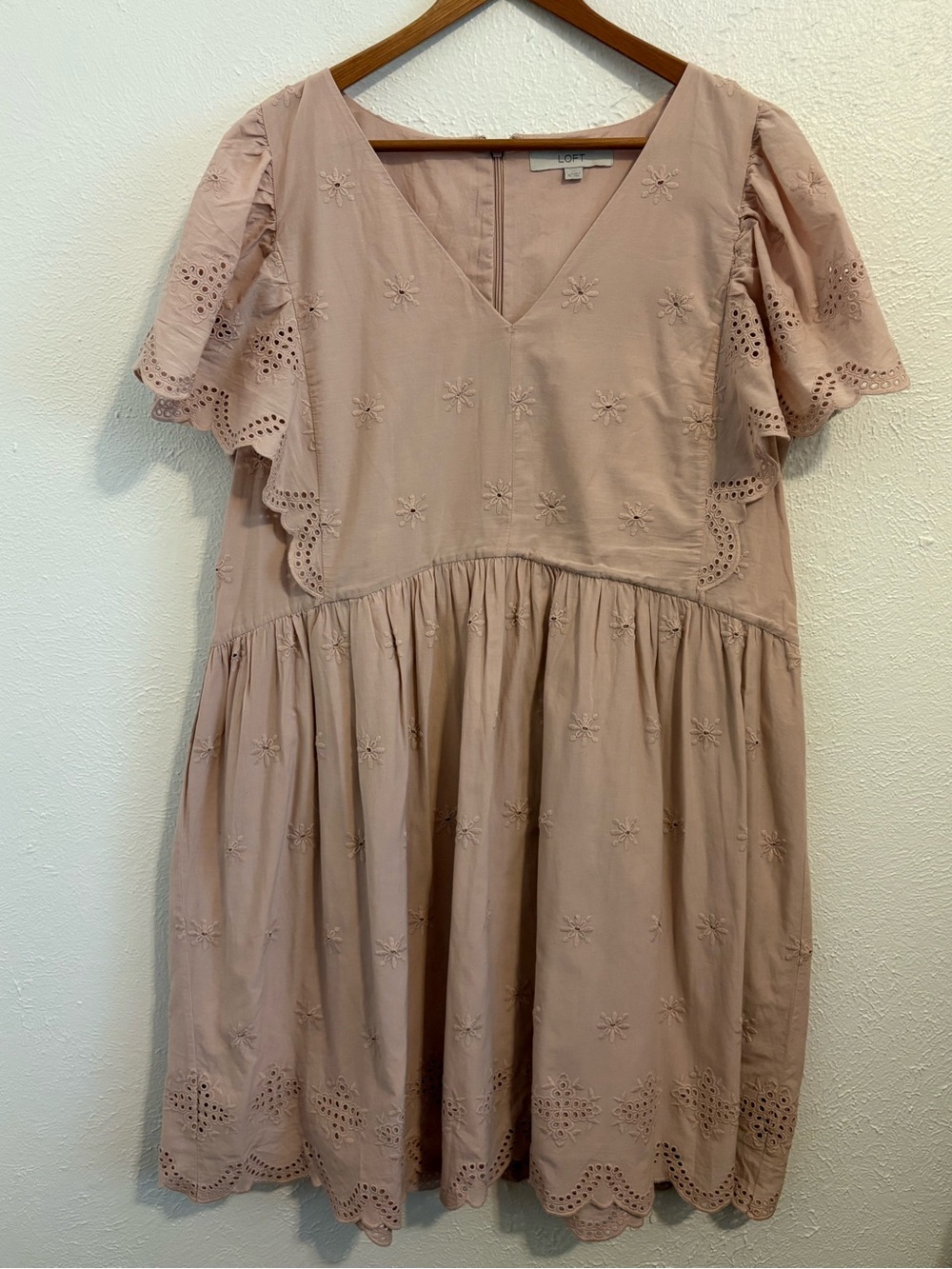 LOFT Blush Pink Flutter Sleeve Eyelet Dress, Size XL